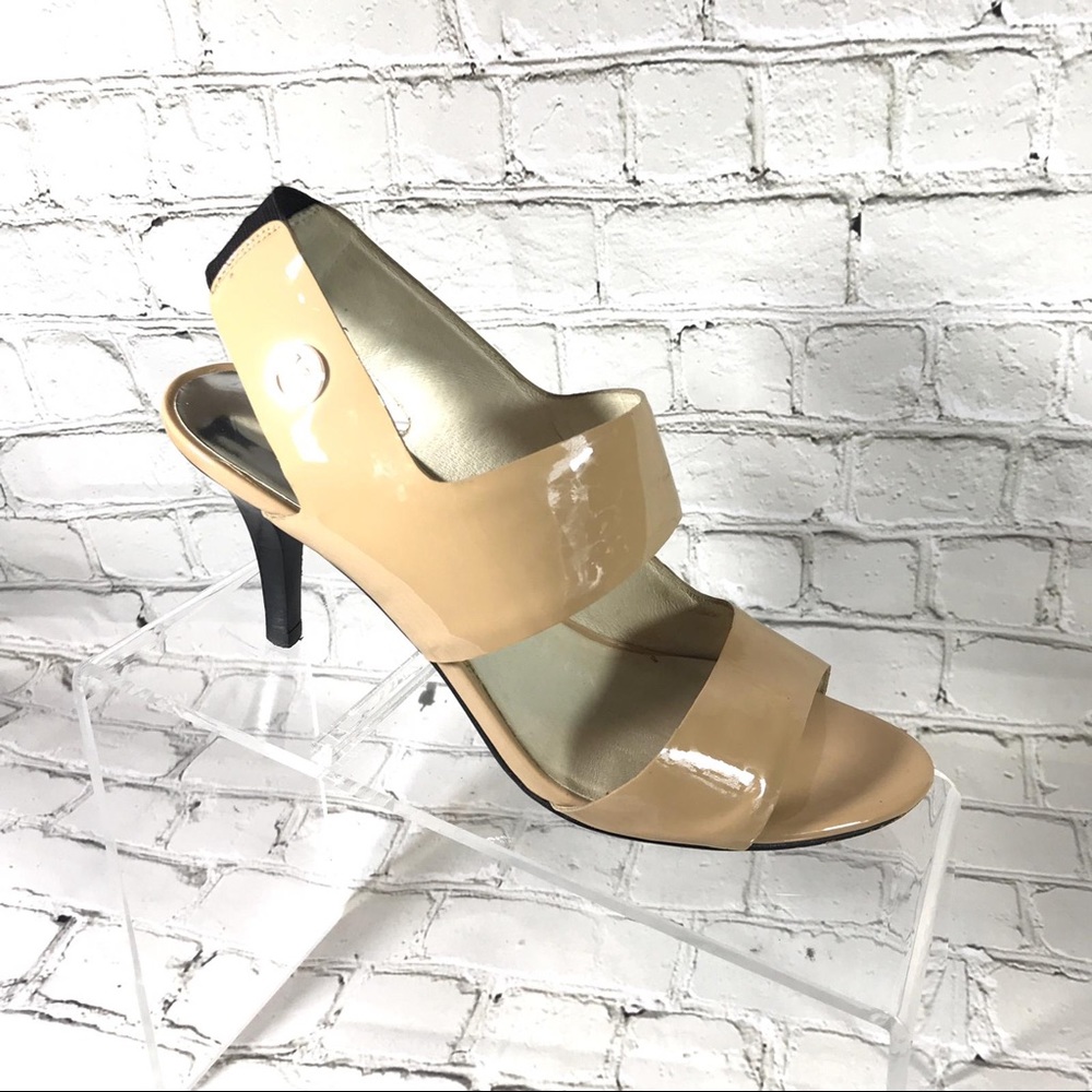 Michael Kors beige sandals